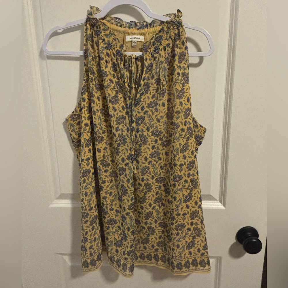 Max Studio Yellow and Blue Floral Blouse Sleeveless Tank Ruffle